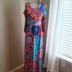 Cold shoulder Maxi Dress